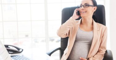 Derechos por maternidad en autónomas
