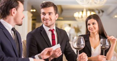 Por qué la publicidad offline es imprescindible en tu negocio online
