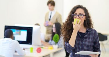 Trucos para mejorar el ambiente en la oficina