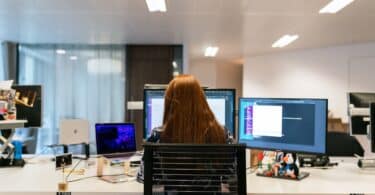 crear base de datos clientes